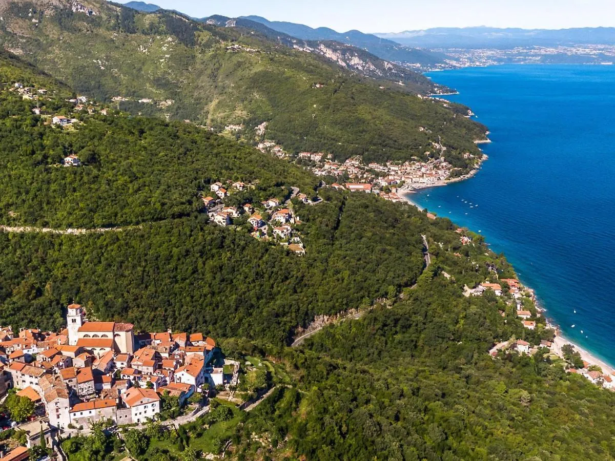 Apartment Alex Moscenicka Draga